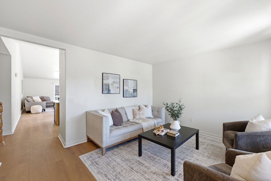 Building Photo - 3687 E Royal Troon Dr