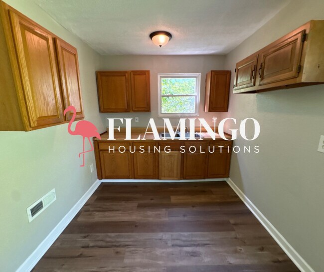 Building Photo - Charming 3-Bedroom Home in Dayton's Historic East Side