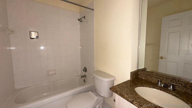 Building Photo - 1801 N Flagler Dr