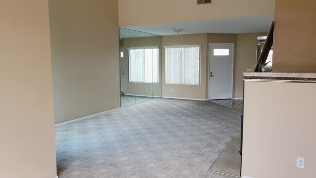Building Photo - 27783 Zircon