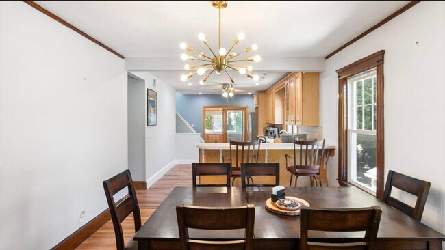 Building Photo - 92 Litchfield St