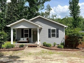 Building Photo - 162 Midway Rd