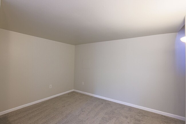 Building Photo - 8507 Gradien Dr