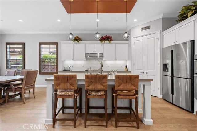 Building Photo - 114 Guinness