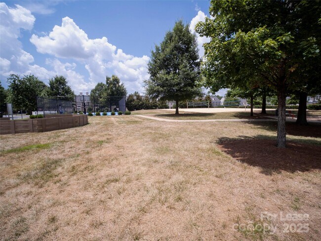 Building Photo - 9547 Glenburn Ln