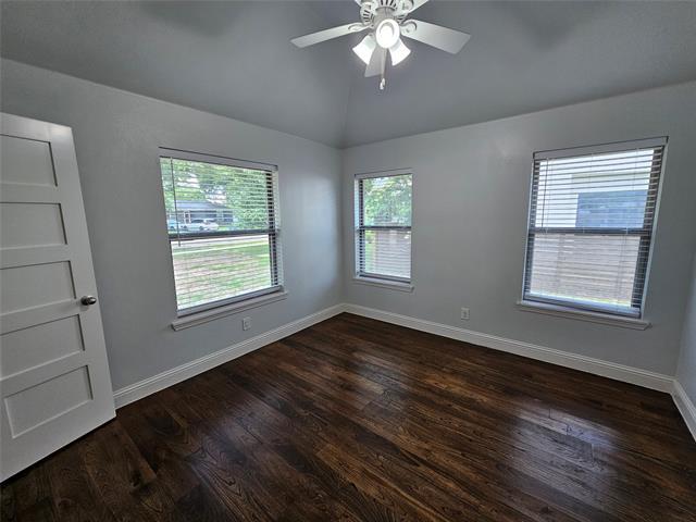 Building Photo - 3804 Eaton Dr