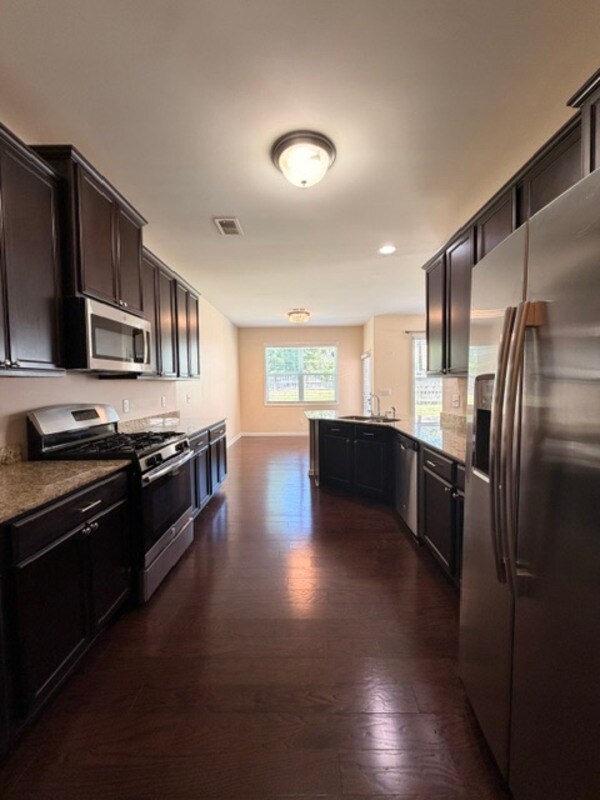 Building Photo - 201 Ashewicke Dr