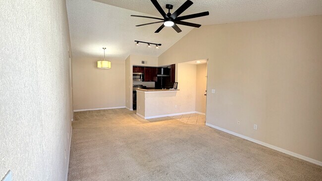 Building Photo - 5144 Conroy Rd