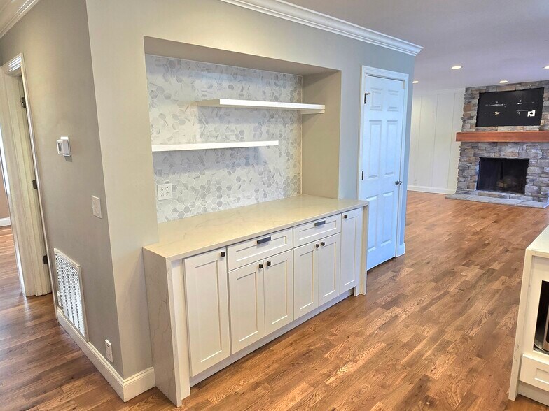 Building Photo - 12469 Daisywood Dr