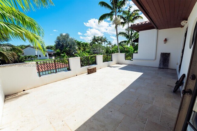 Building Photo - 6220 SW 86th St