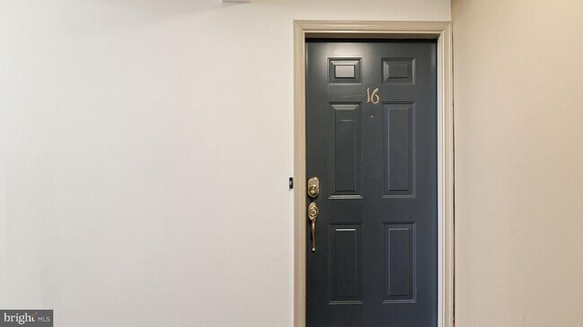 Building Photo - 164 Kendrick Pl