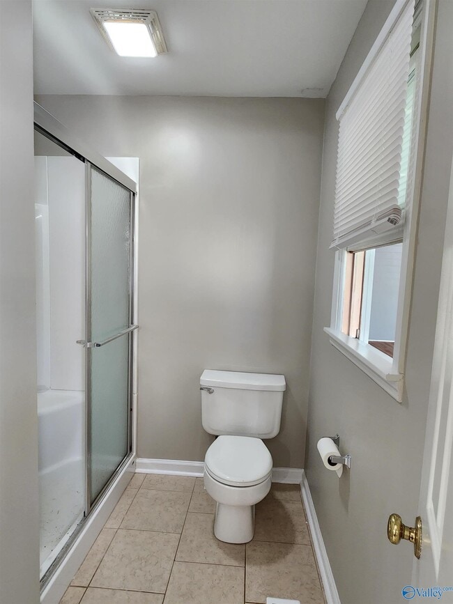 Building Photo - 1815 Shellbrook Dr NW