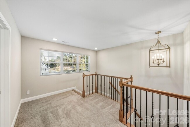 Building Photo - 11507 Vly Oaks Ln