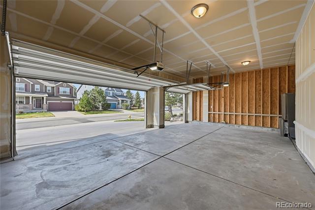 Building Photo - 3645 Desert Ridge Cir