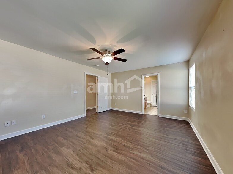 Building Photo - 4552 Vernon Farms Blvd