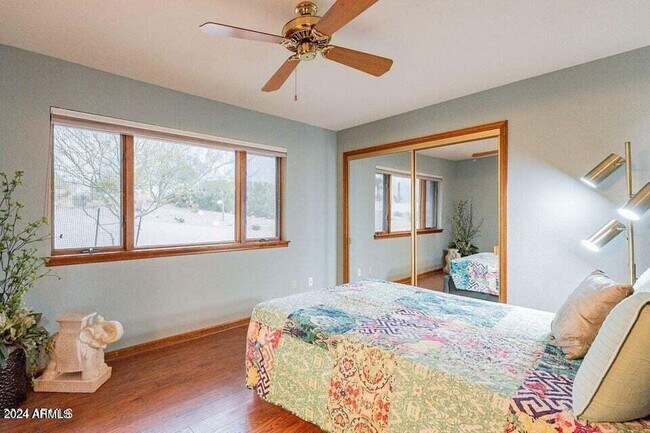 Building Photo - 16120 Cholla Dr