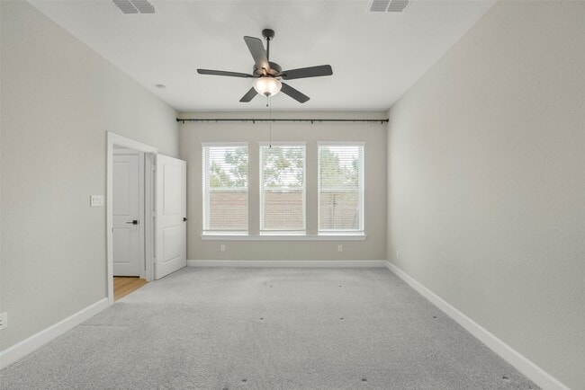 Building Photo - 14918 Mossycup Spur Wy