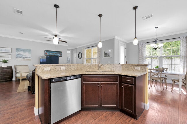 Building Photo - 902 Bay Breeze Cove