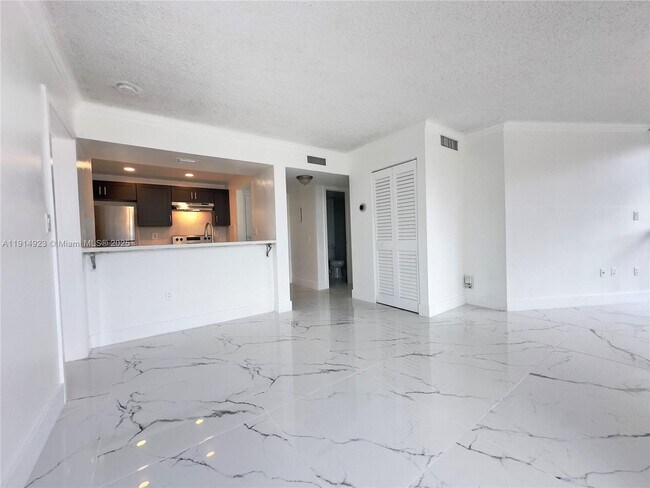 Building Photo - 7125 NW 186th St