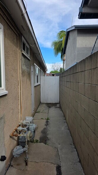 Building Photo - 17030 Woodruff Ave