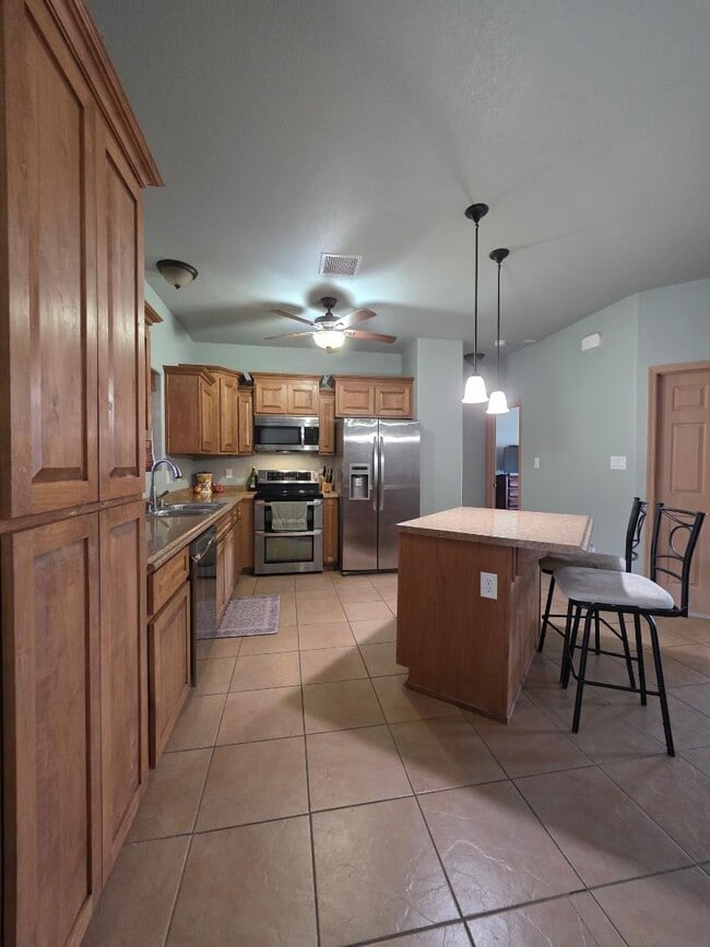 Building Photo - 14324 E 50th Dr