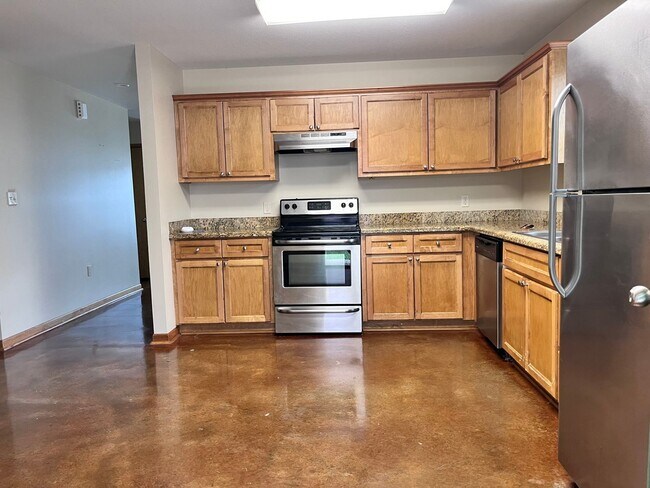 Building Photo - Brown St Units