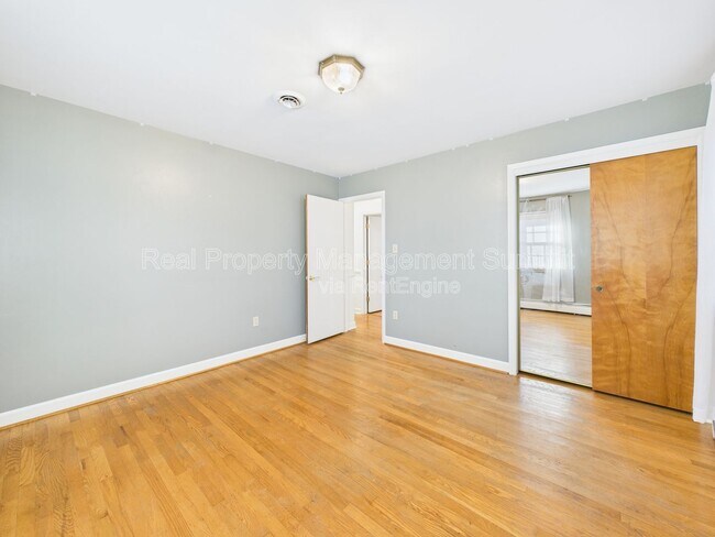 Building Photo - 1508 Chesley Pl