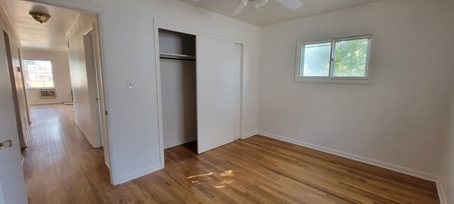 Building Photo - 3 Bedroom 1 Bath Home **Move In Special