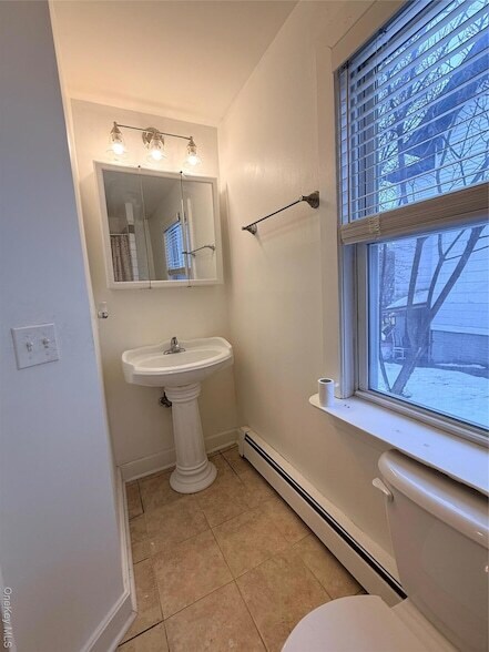 Building Photo - 35 East Ave