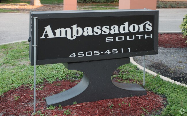 Building Photo - Ambassadors South