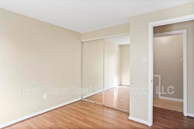 Building Photo - 2068C Virts Ln