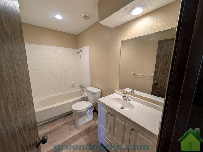 Building Photo - 16510 W 141st St