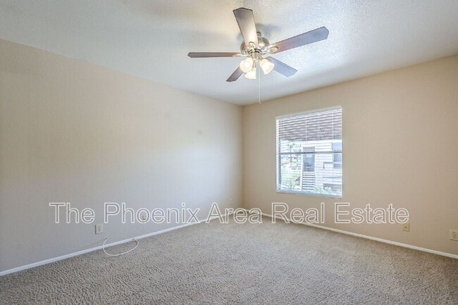 Building Photo - 16657 E Gunsight Dr