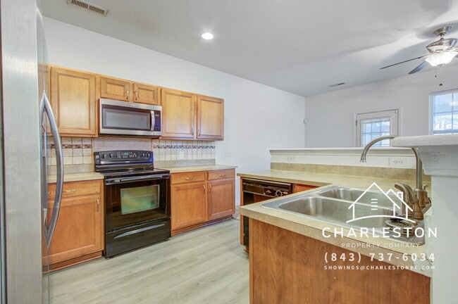 Building Photo - 109 Woodward Rd