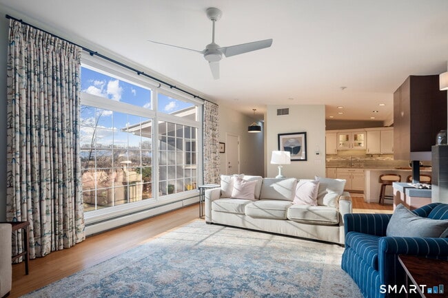 Building Photo - 12 Splitrock Rd