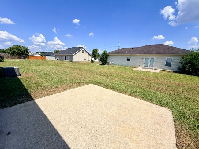 Building Photo - 1516 Destiny Dr