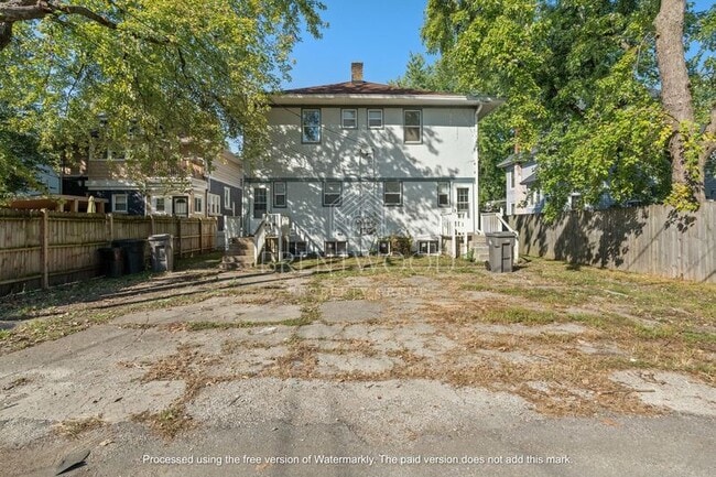 Building Photo - 3039 N Delaware St