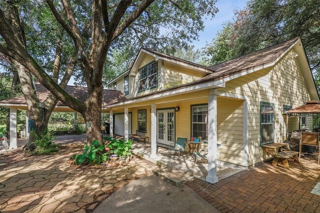 Building Photo - 27730 Morton Rd