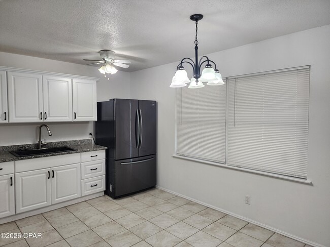 Building Photo - 1804 Arthur Ave