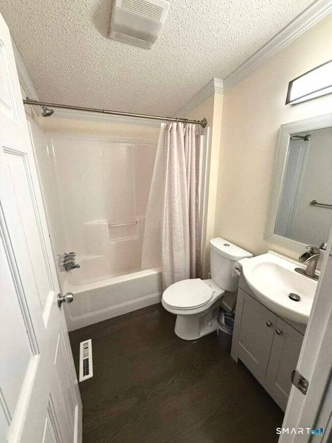 Building Photo - 75 Union City Rd