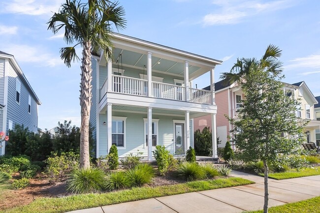Building Photo - Beautiful 3 Bedrooms, 3.5 Bathrooms Home i...