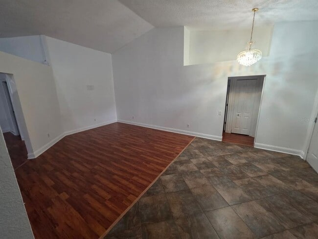 Building Photo - 6018 Charloma Dr