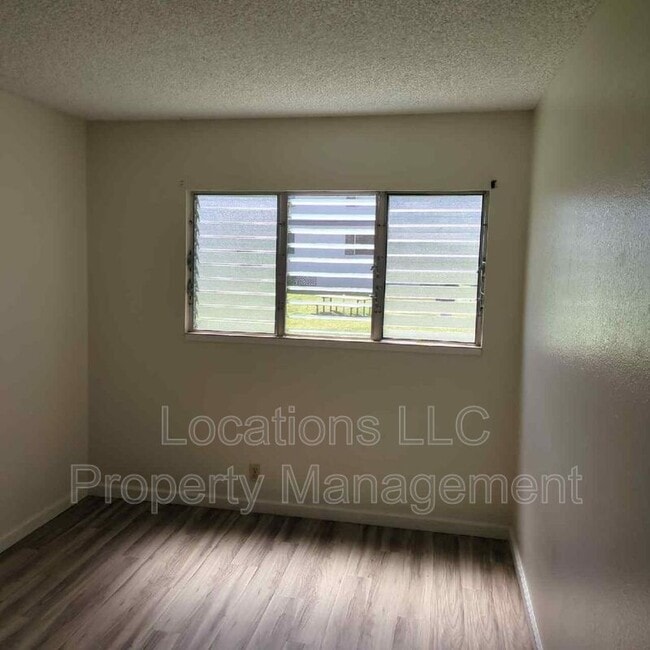 Building Photo - 46-263 Kahuhipa St