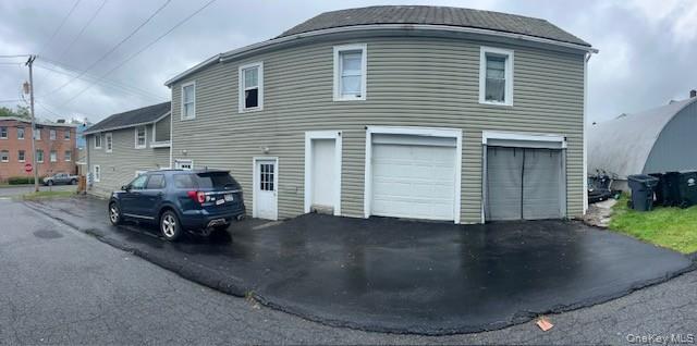 Building Photo - 30 Elm St