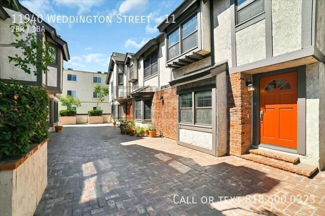 Primary Photo - 11940 Weddington St