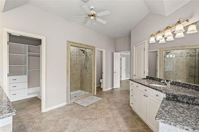 Building Photo - 12857 Waterside Dr