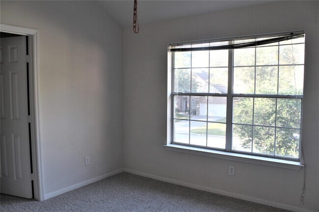 Building Photo - 71 N Brooksedge Cir