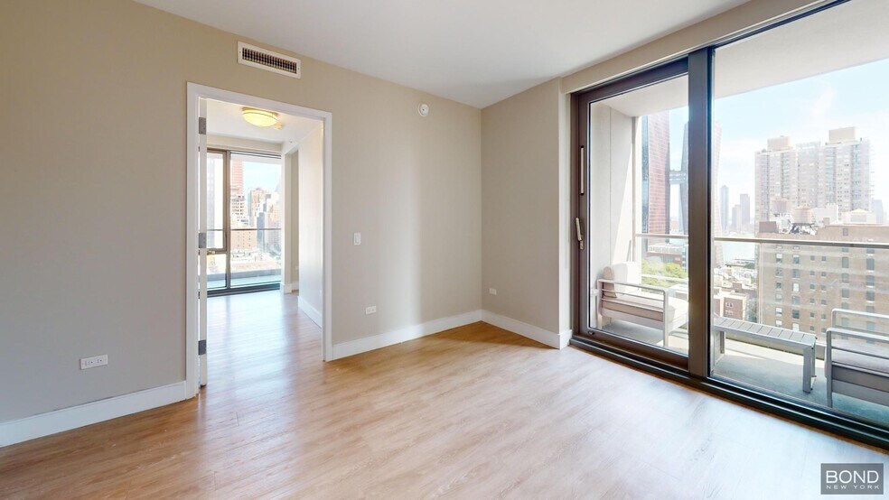 Building Photo - 237 E 34th St