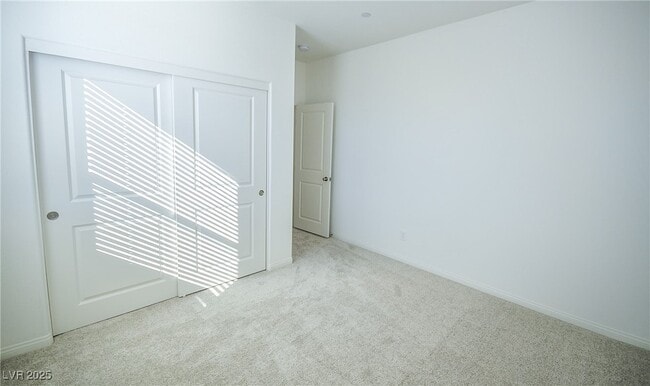 Building Photo - 552 Parkwind Ln