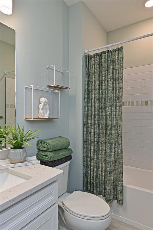 Building Photo - 718 Gadwall Ct